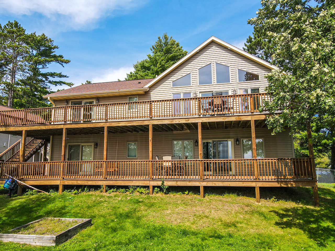Exterior - Wraparound Deck