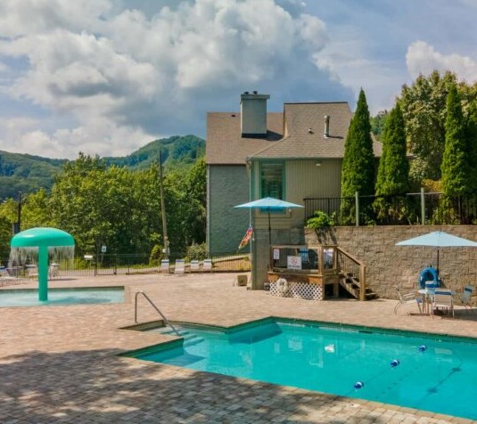 3rd resort pool free to guests.