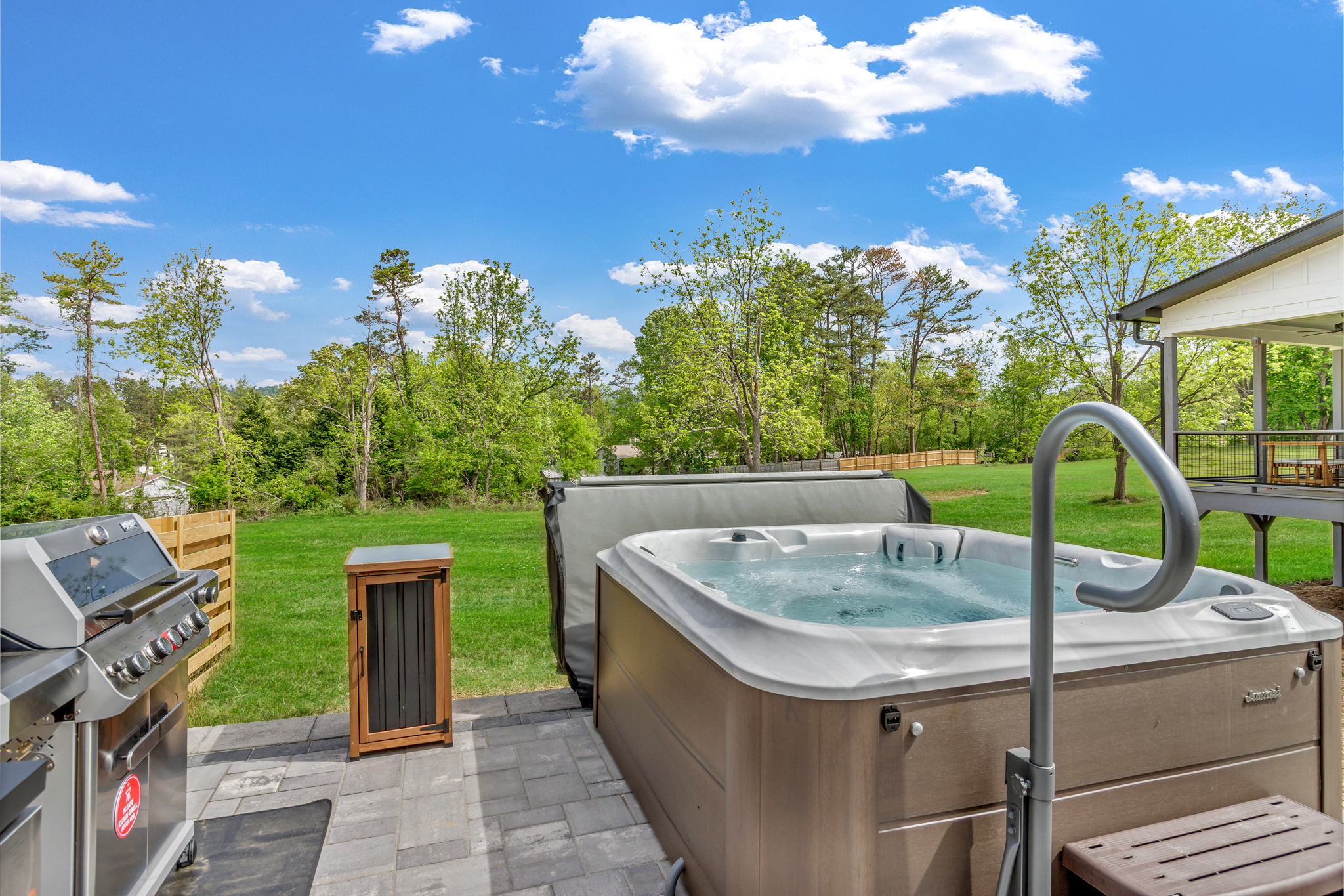 Enjoy your private Hot tub!