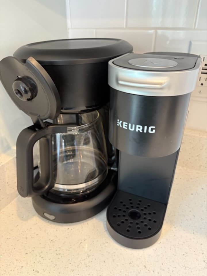 Keurig coffee maker for your morning coffee