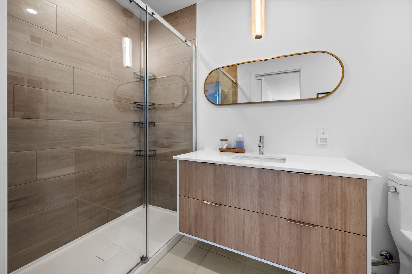  Spacious Vanity for Everyday Convenience