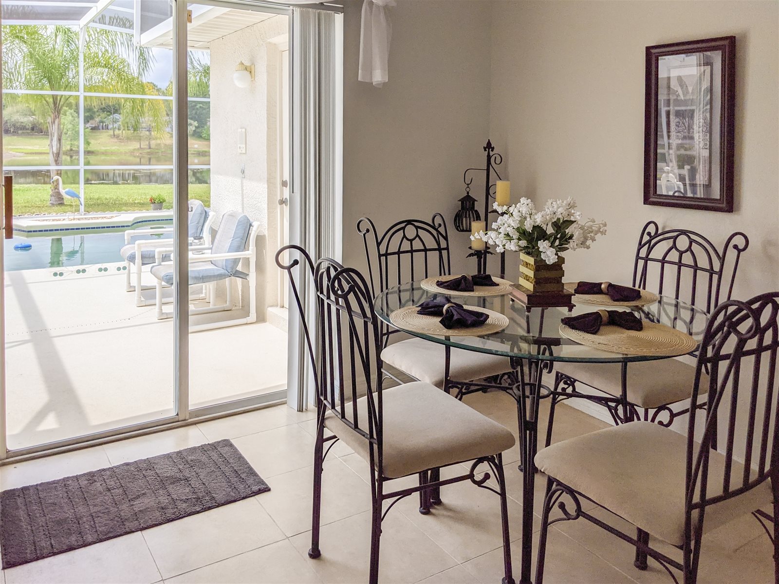 Breakfast Nook