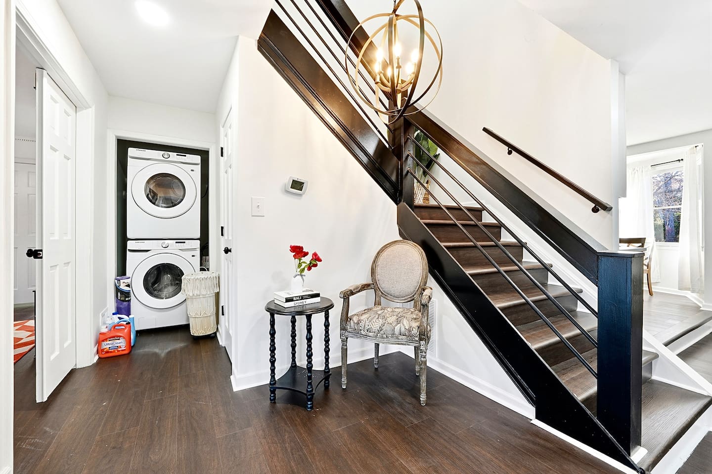 We have a washer and dryer available for use during your stay. We also provide complimentary detergent pods. 