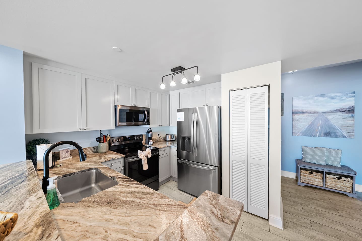 Fully equipped kitchen with everything you need to make your stay perfect!