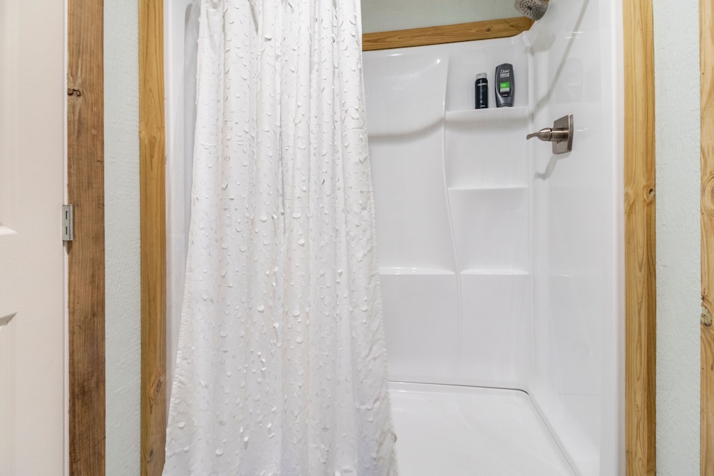 Downstairs shower