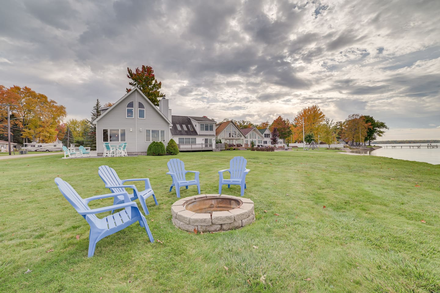 Firepit and large front yard