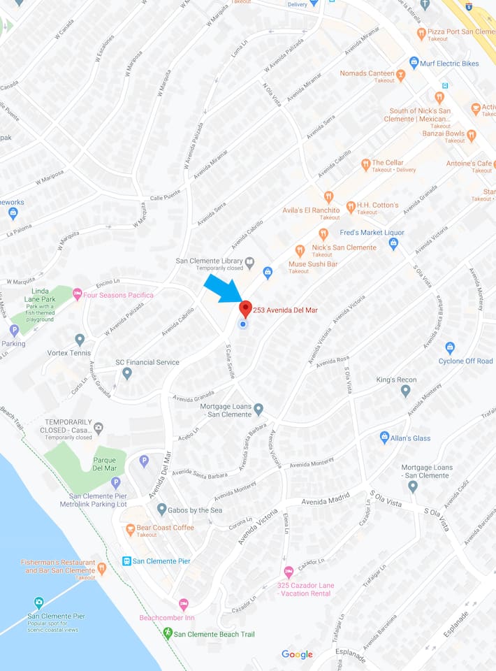 Perfectly located in the heart of the village and just a short walk to the pier and beach :)