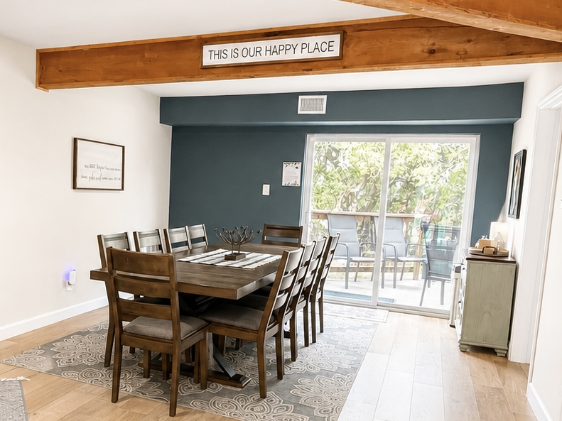 Large dining room with seating for 10.  You can host a fabulous dinner party or play fun family games.