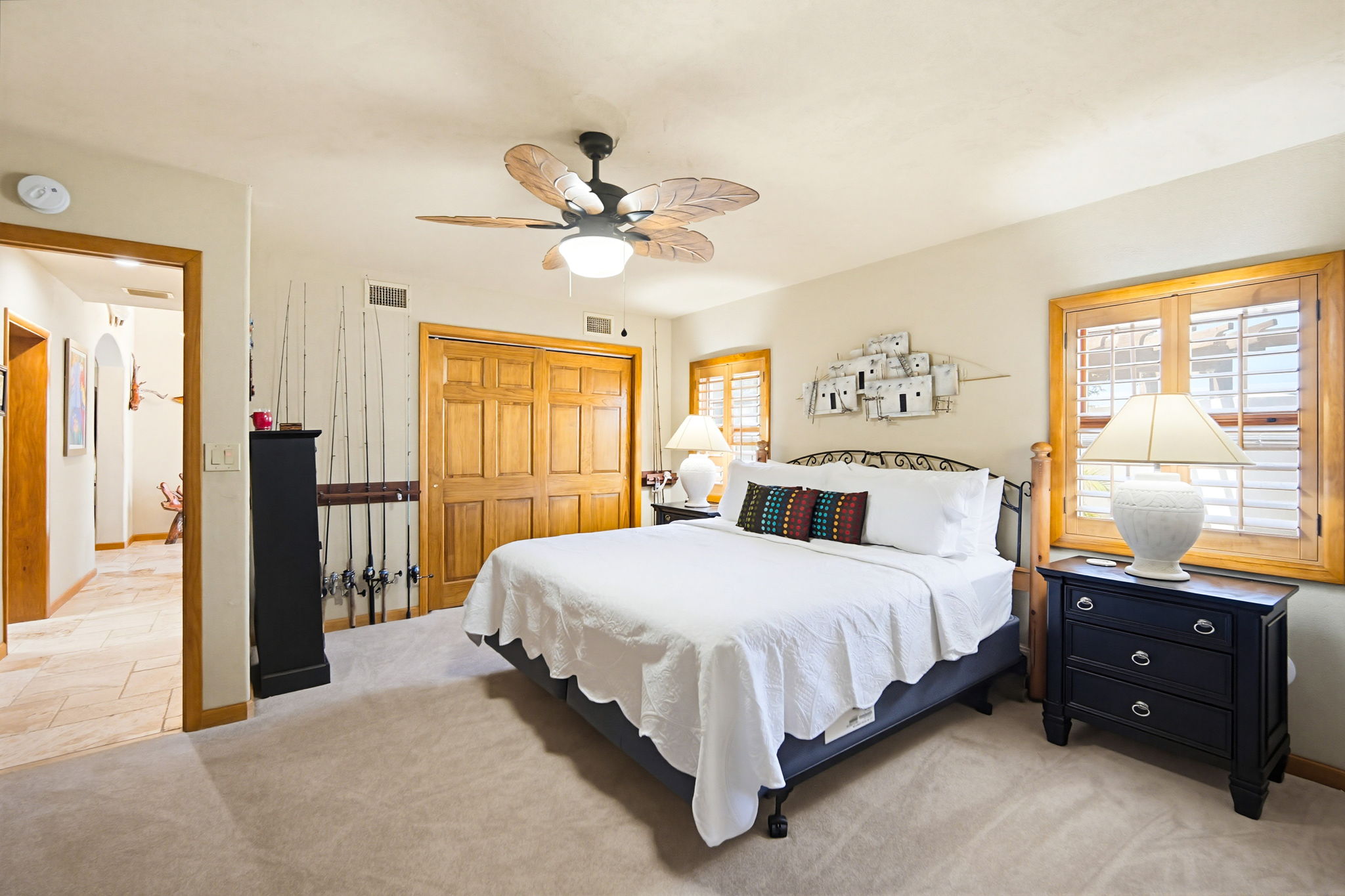 A fourth bedroom, with a King size bed and a 55" TV.