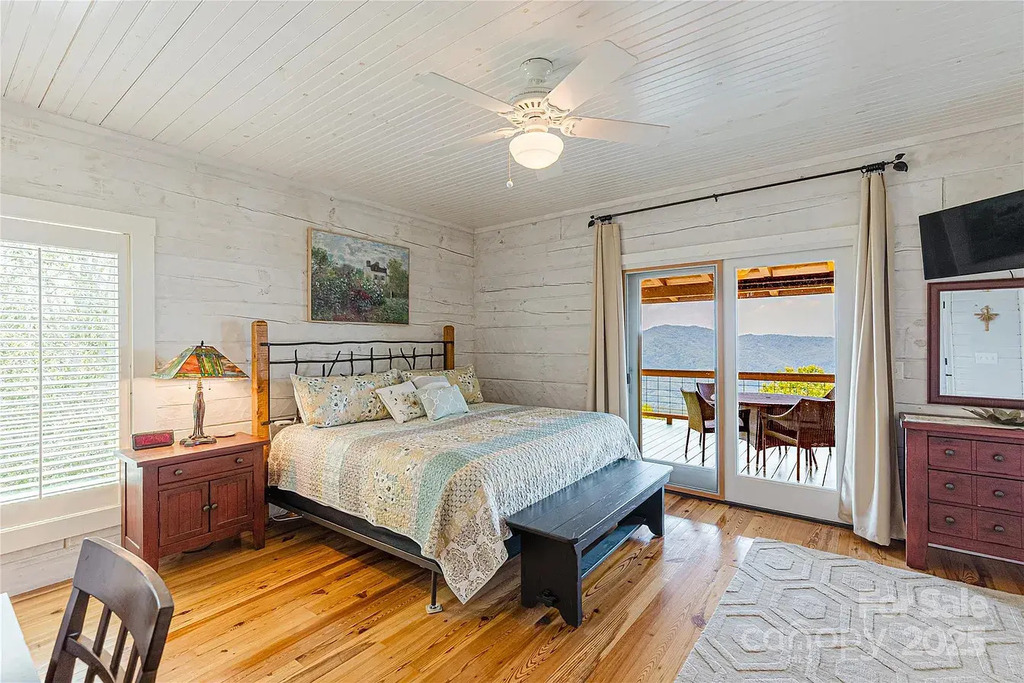 Bedroom: Unwind in this bright room with stunning mountain views and elegant decor!