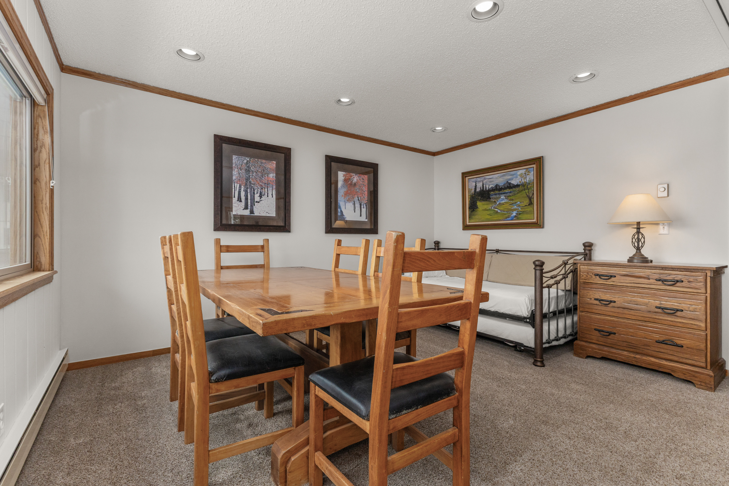 Dining Area | Twin Trundle Bed