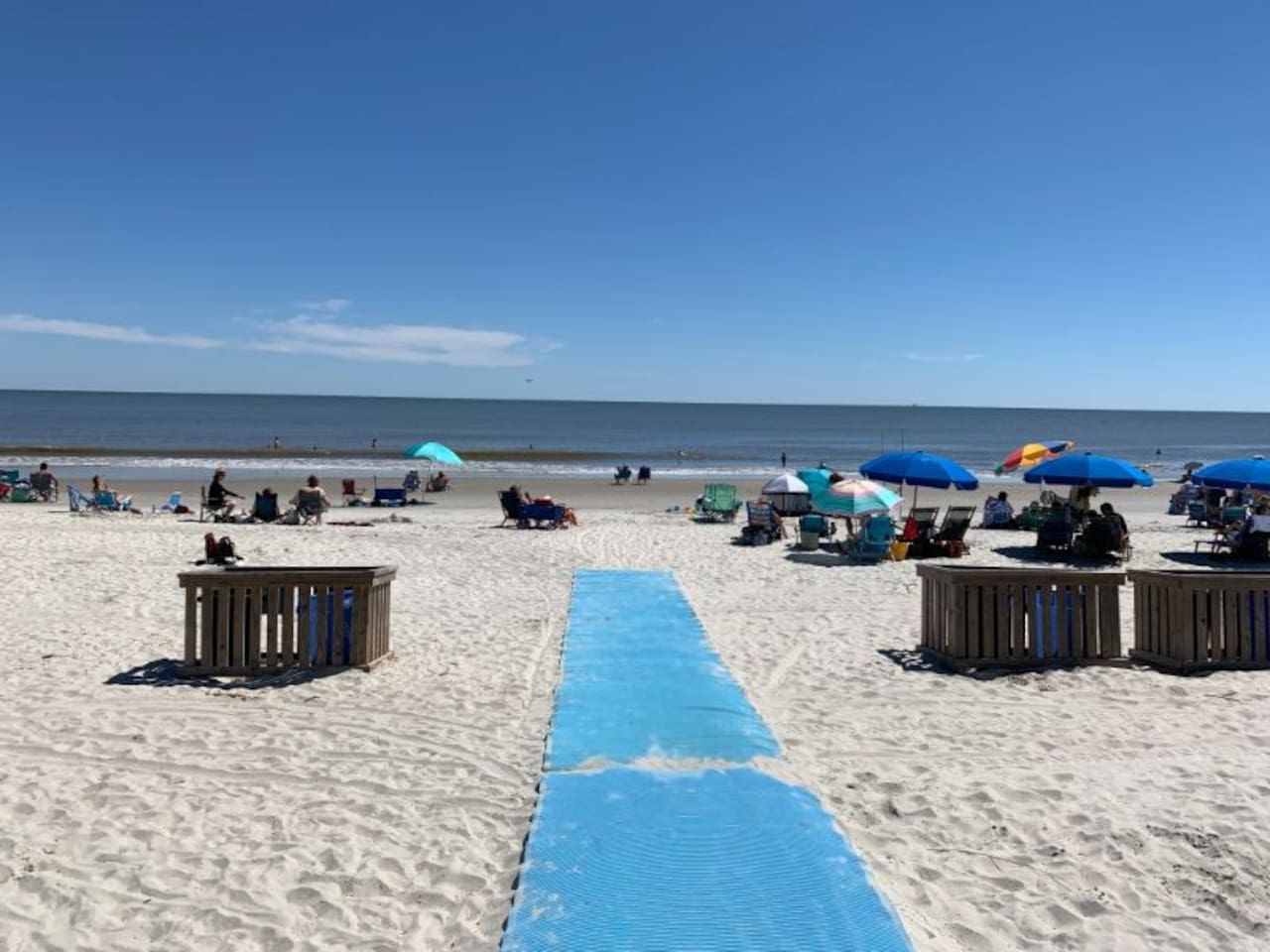 Beach access walkway