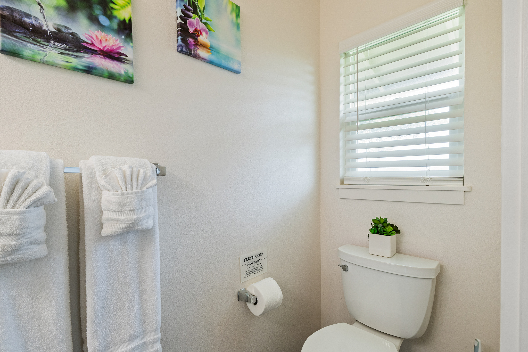 Ensuite half bath in master