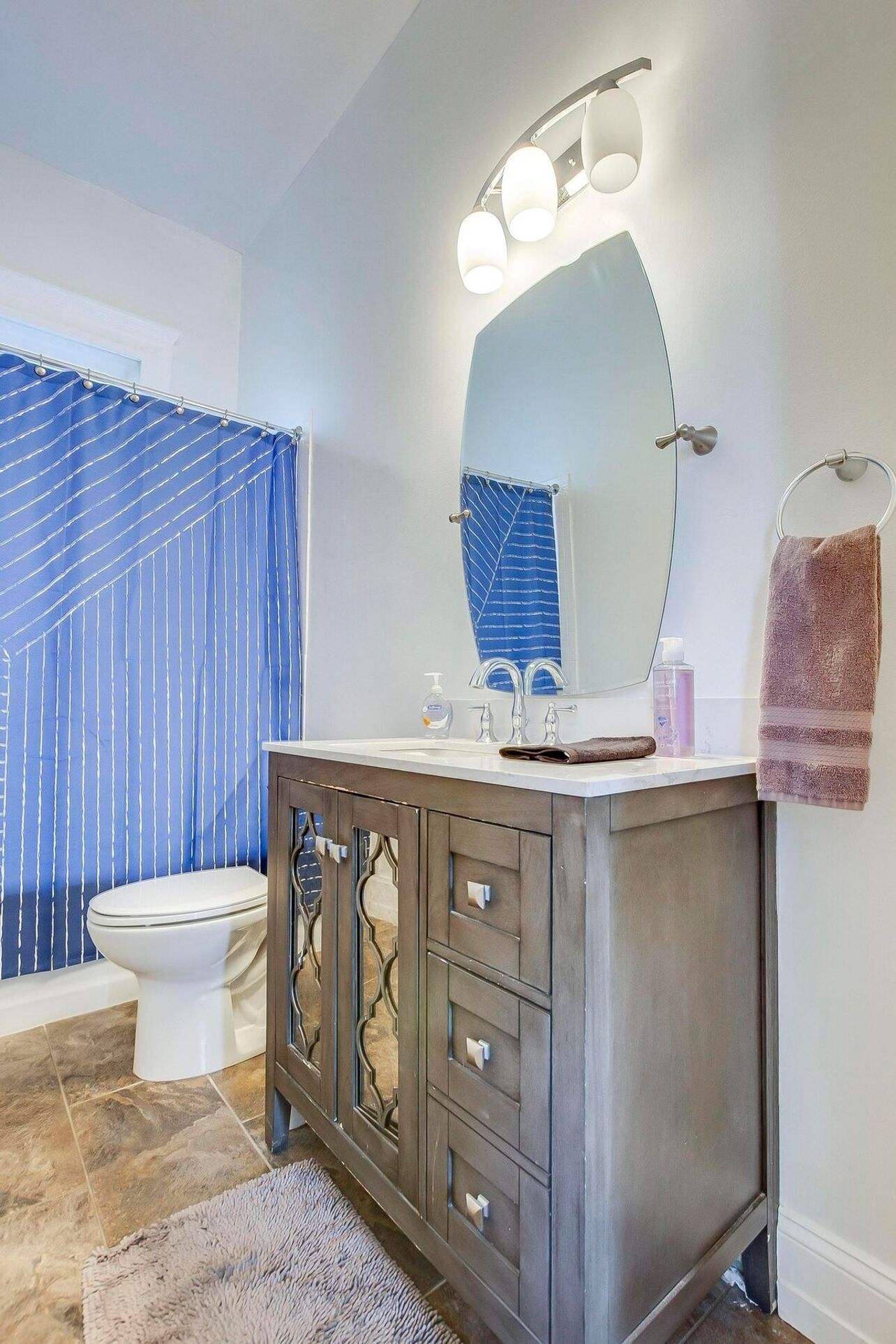 First Floor Full Bathroom with Bathtub Shower