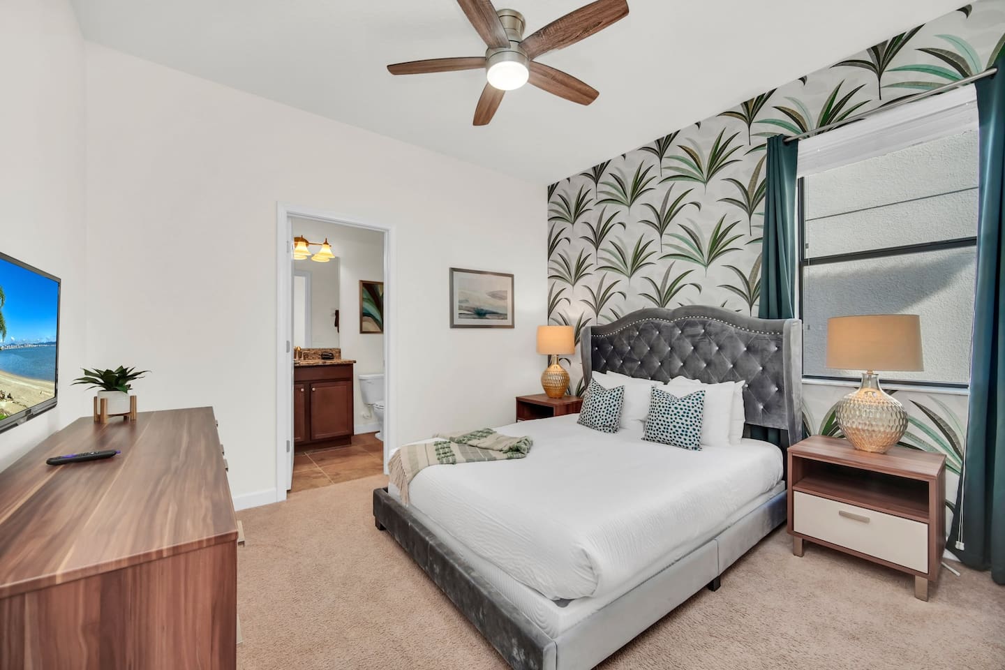 Queen Bedroom on First Floor