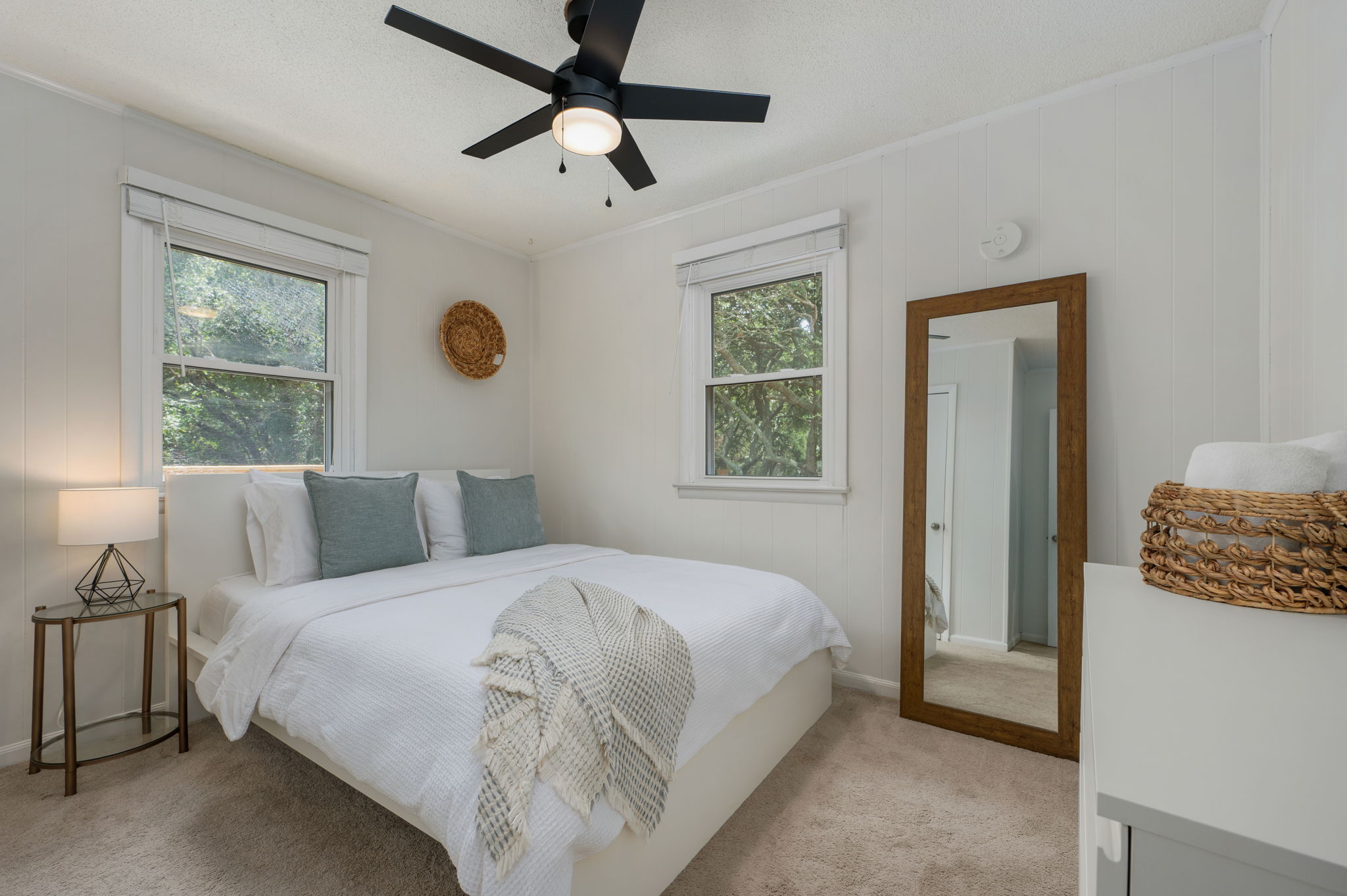 Queen Bed
