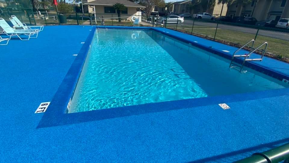Gulf Highlands Blvd pool
