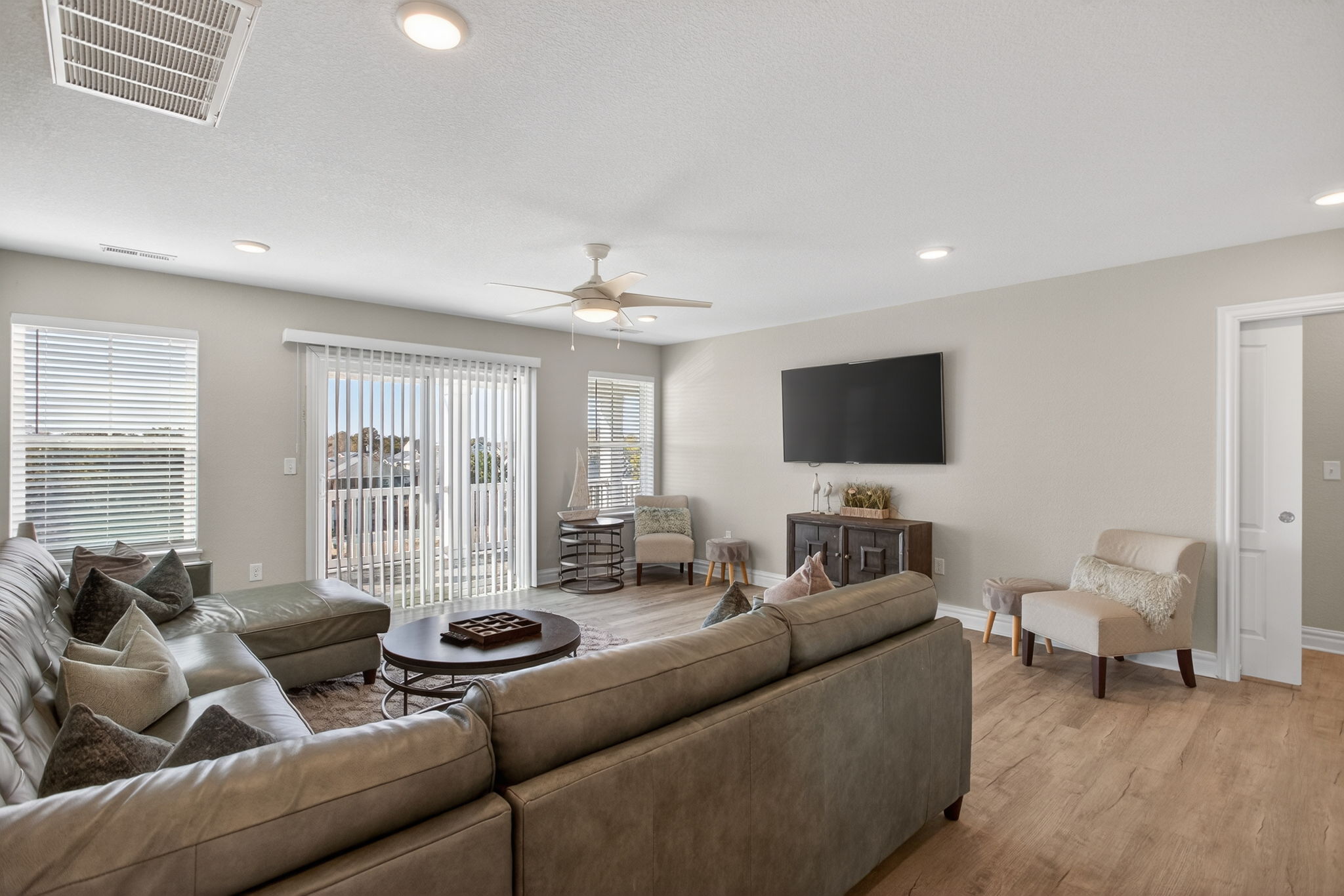 3rd floor living room with balcony for sunset view