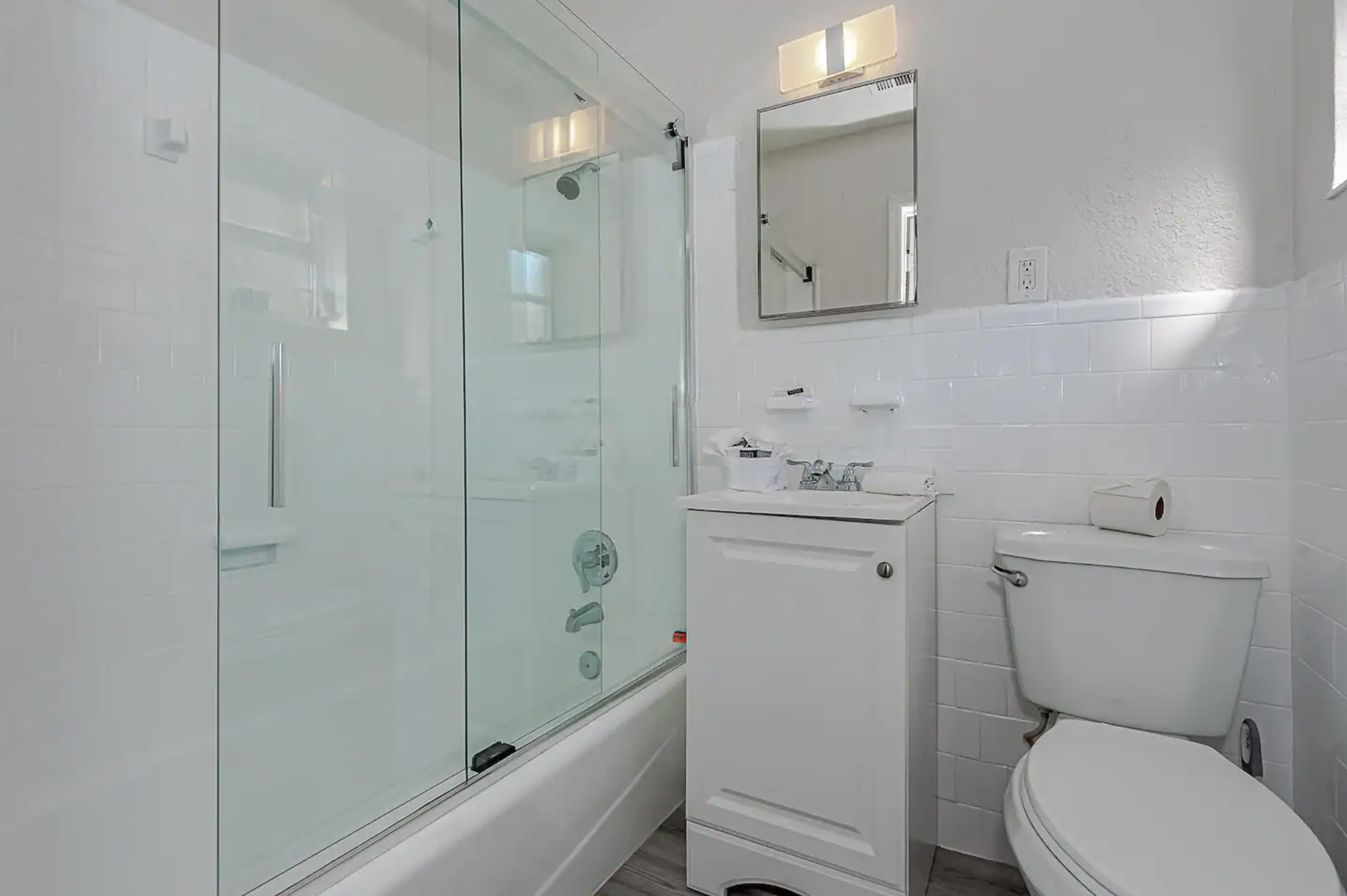 Bathroom with tub/shower combo.