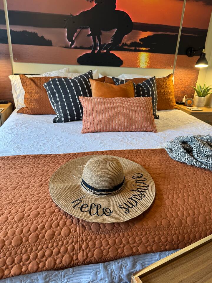 Sunset Room