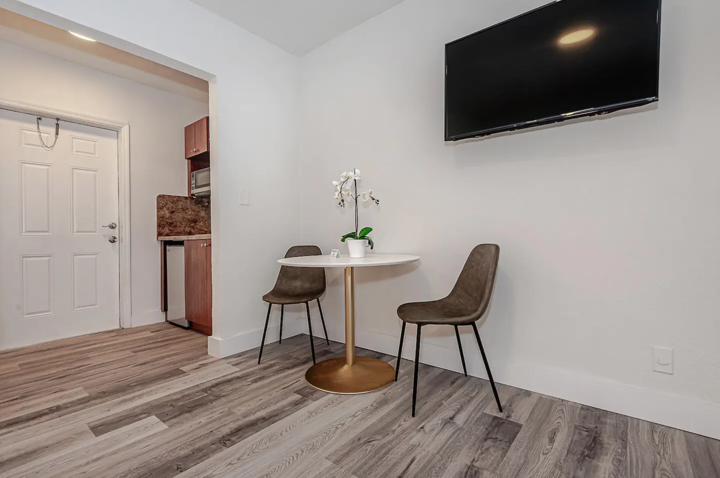 Eat your meals or work here, at your home away from home.