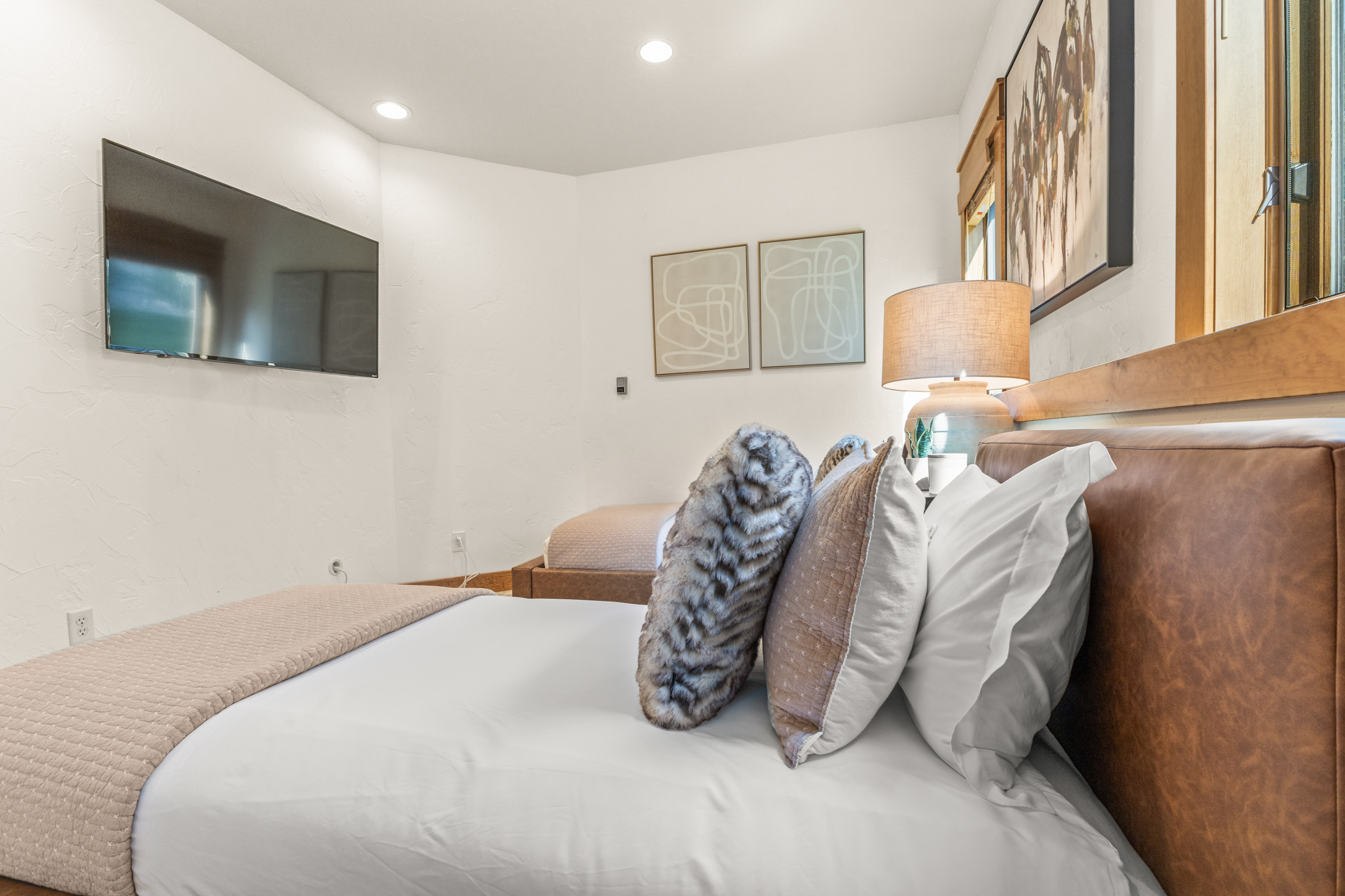 Bedroom #3 | Twin Beds and TV