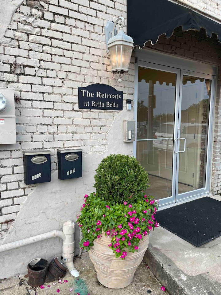 Unwind in this serene space with a tranquil ambience and soothing decor.