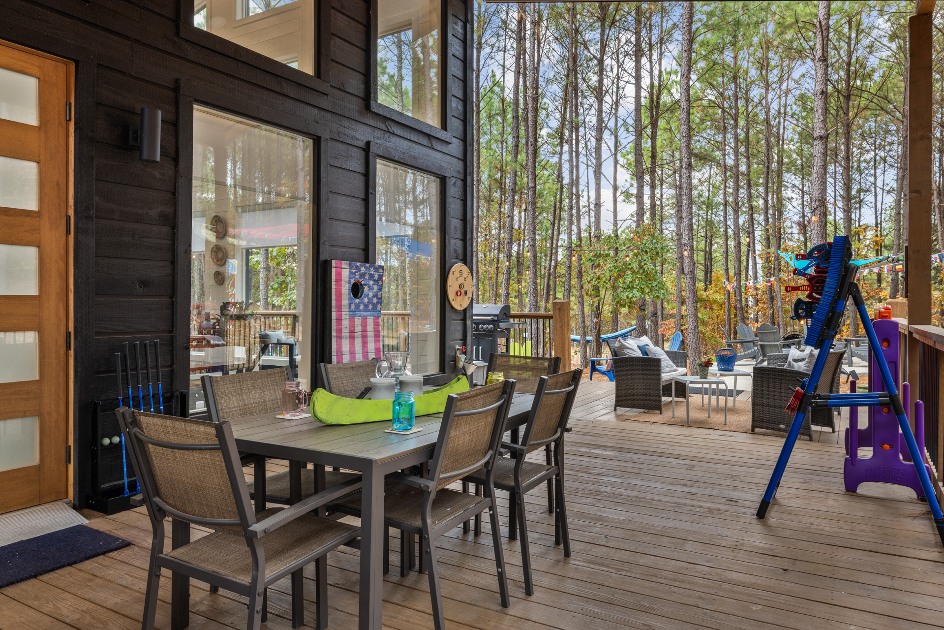 Outdoor Dinning Area