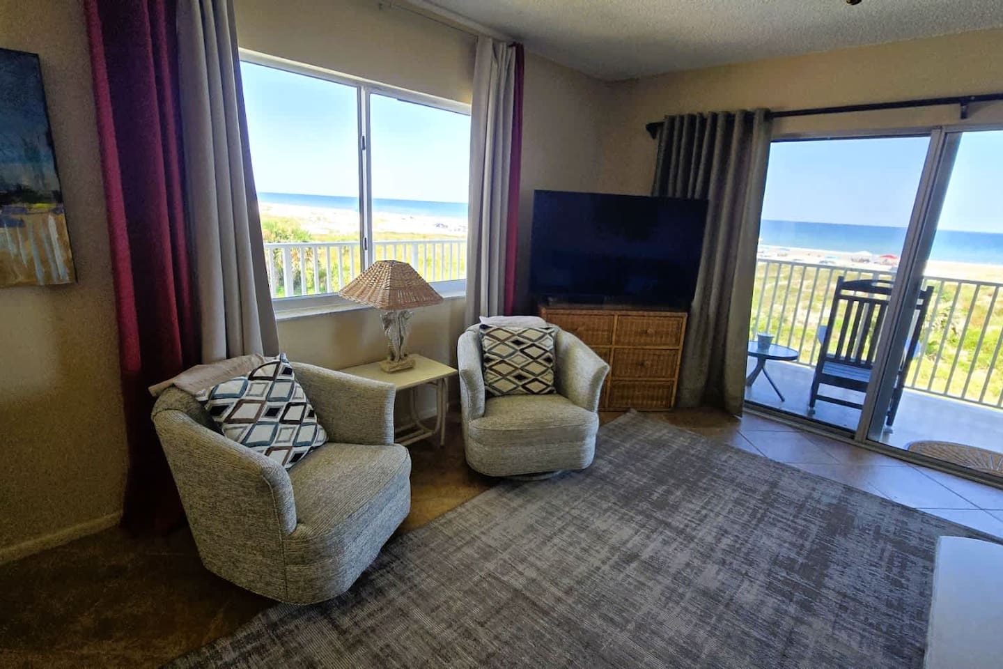• family vacation rental at Crescent Beach
• condo with beach access and pool in St Augustine