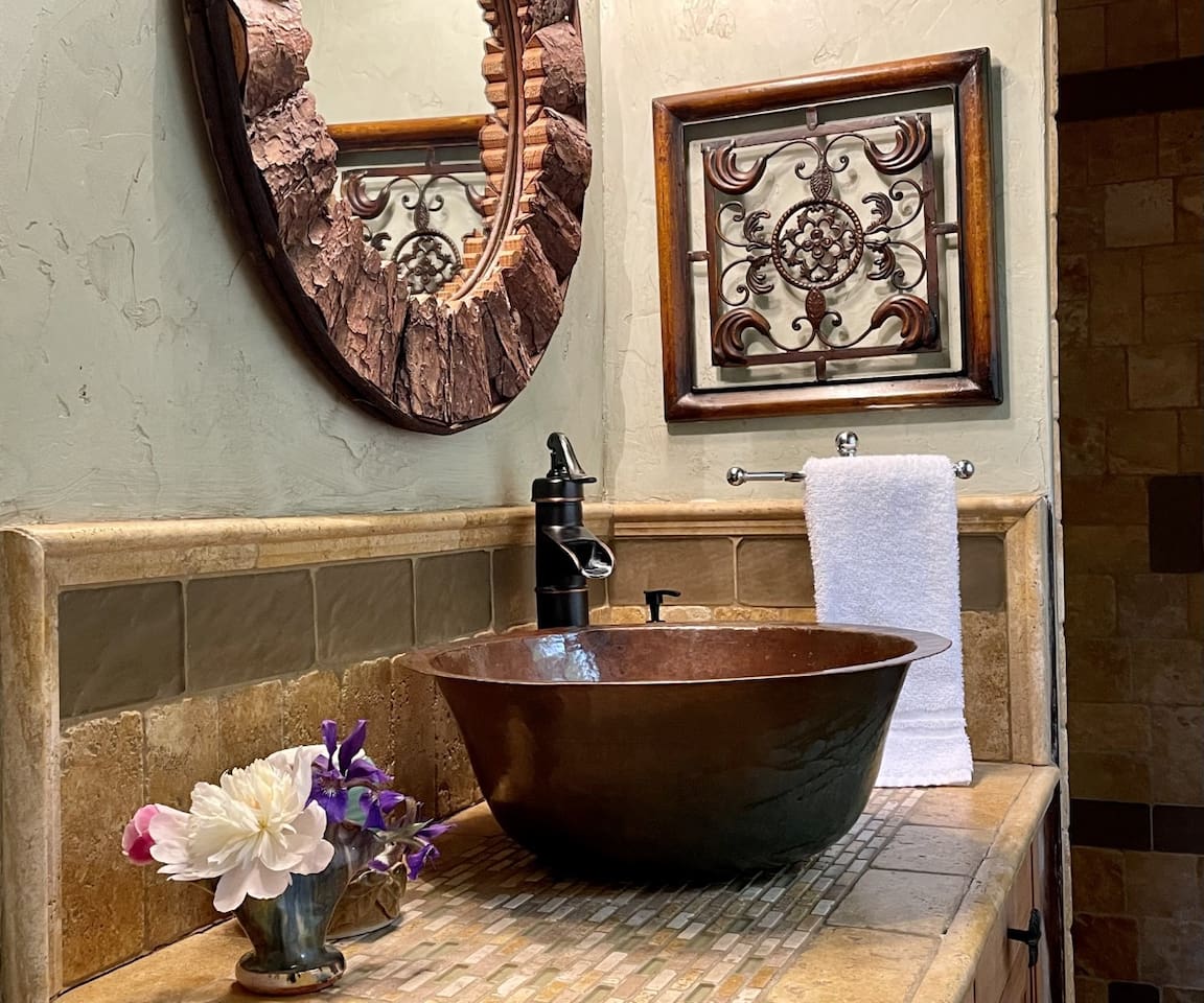 Bathroom detail