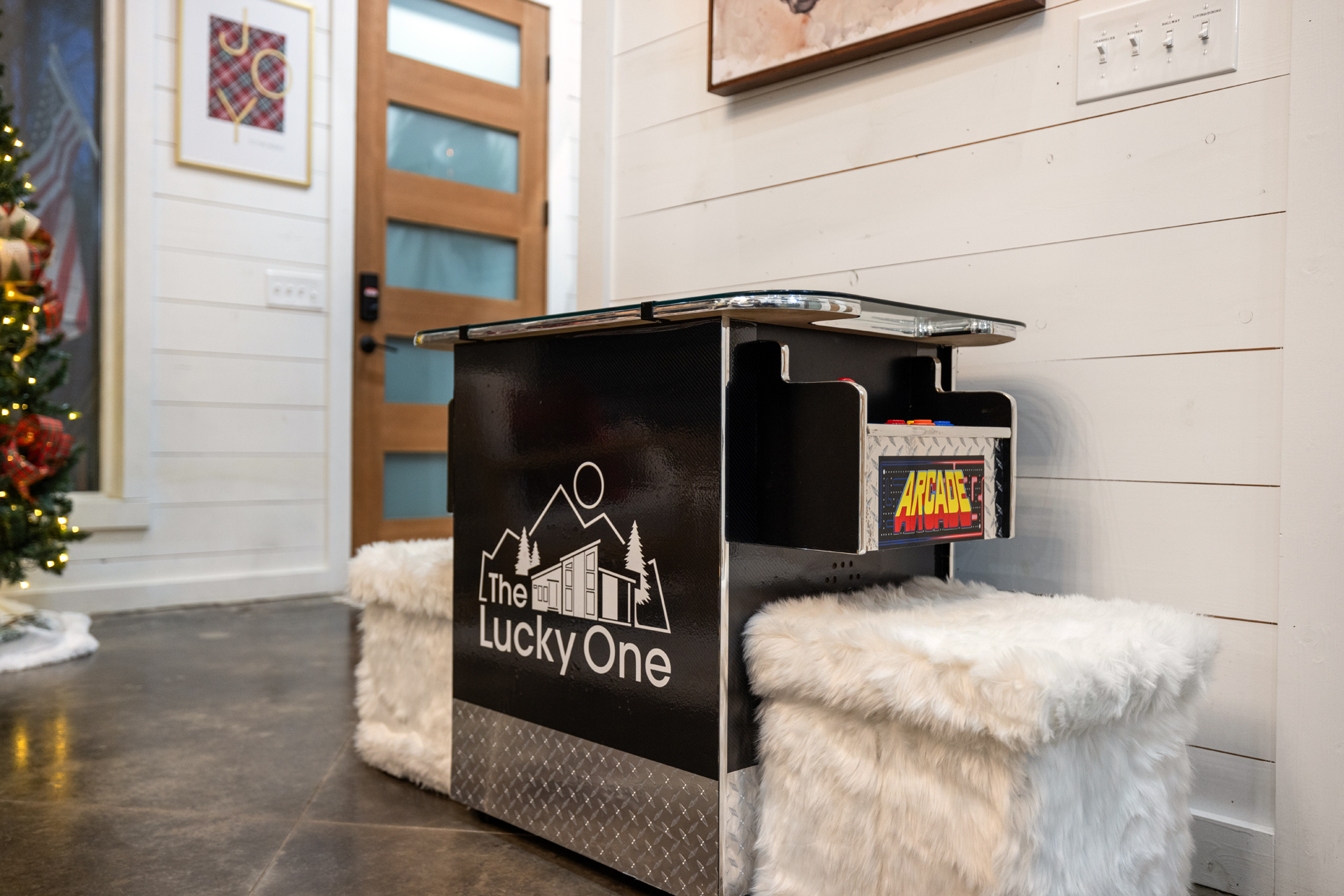 The LuckyOne Arcade Console