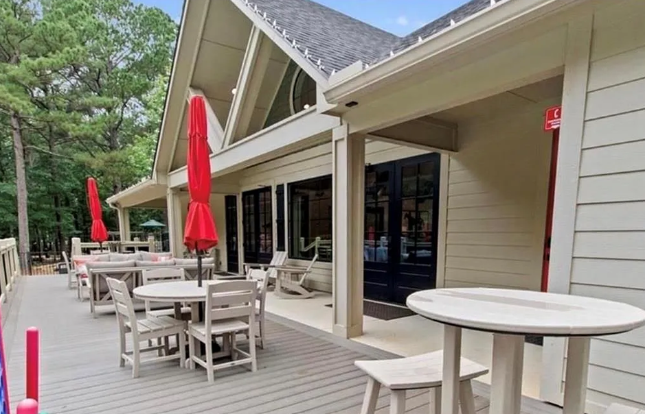 Resort-style community clubhouse and outdoor lounge amenities