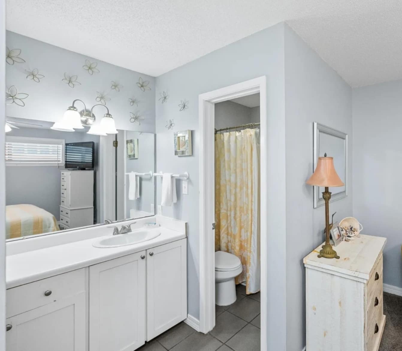 Upstairs Bathroom