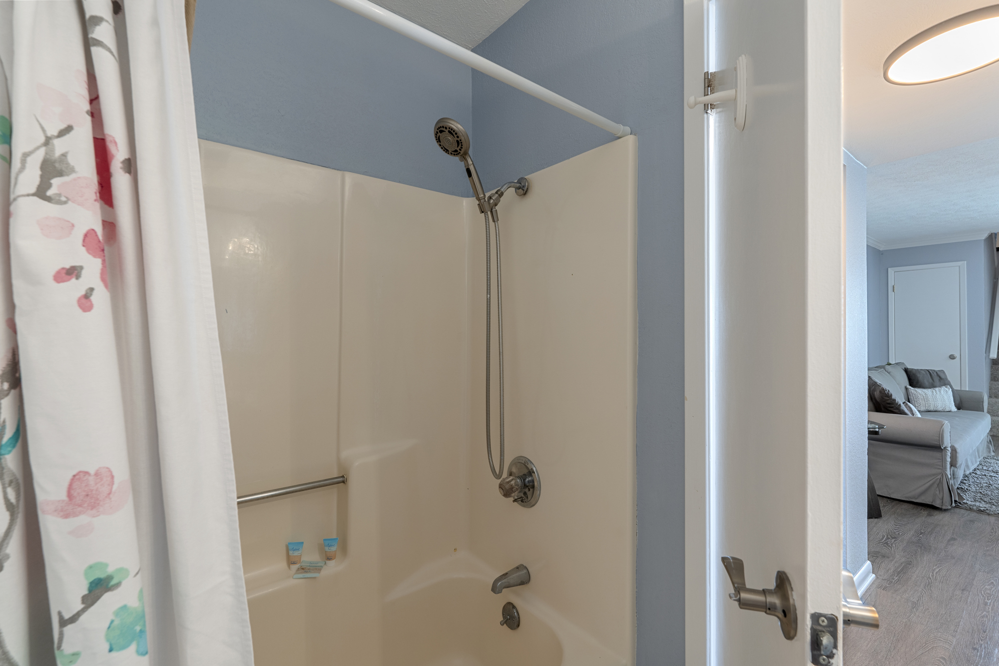 Hall Shower
