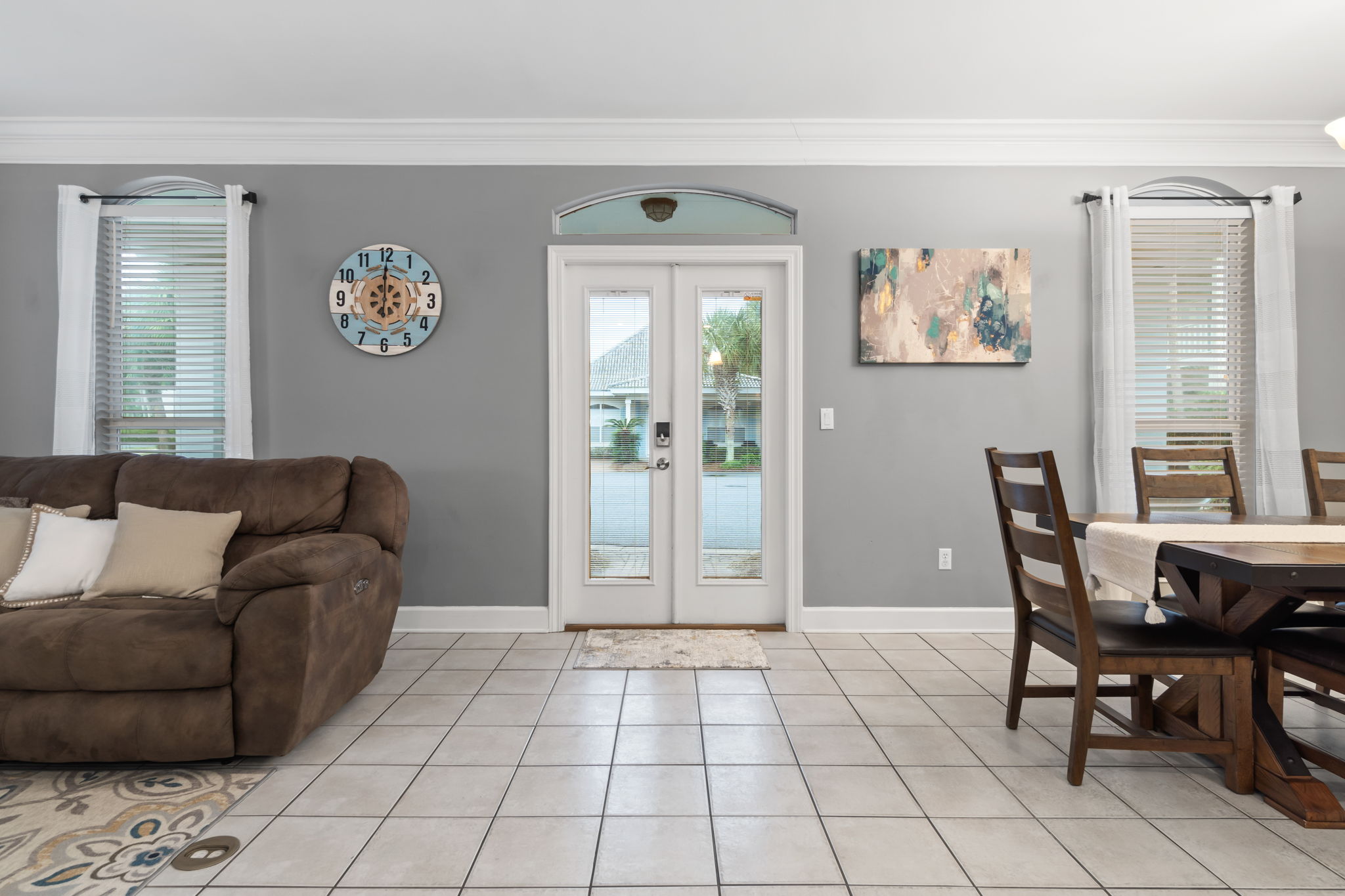 Front main door. Welcome to Seaside Bliss!