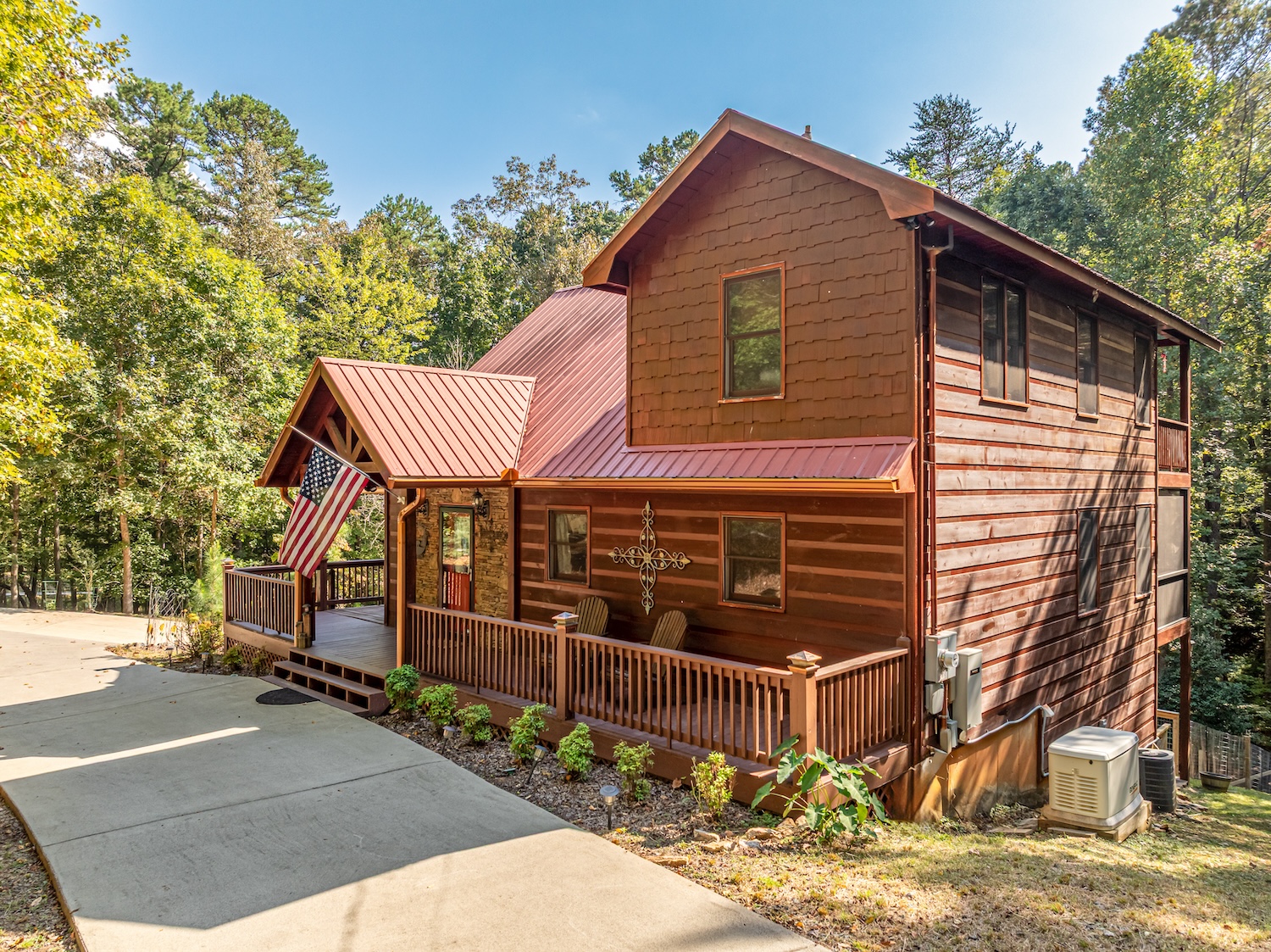 We love our second home and we wish you an absolutely fantastic time! Looking for a workout or a swim in the heated olympic size pool - the resorts Rec center is only a few minutes down the road. Bring your tennis or pickle ball rackets!