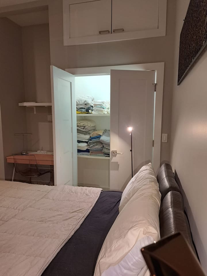 Queen size bed with plenty of closet space