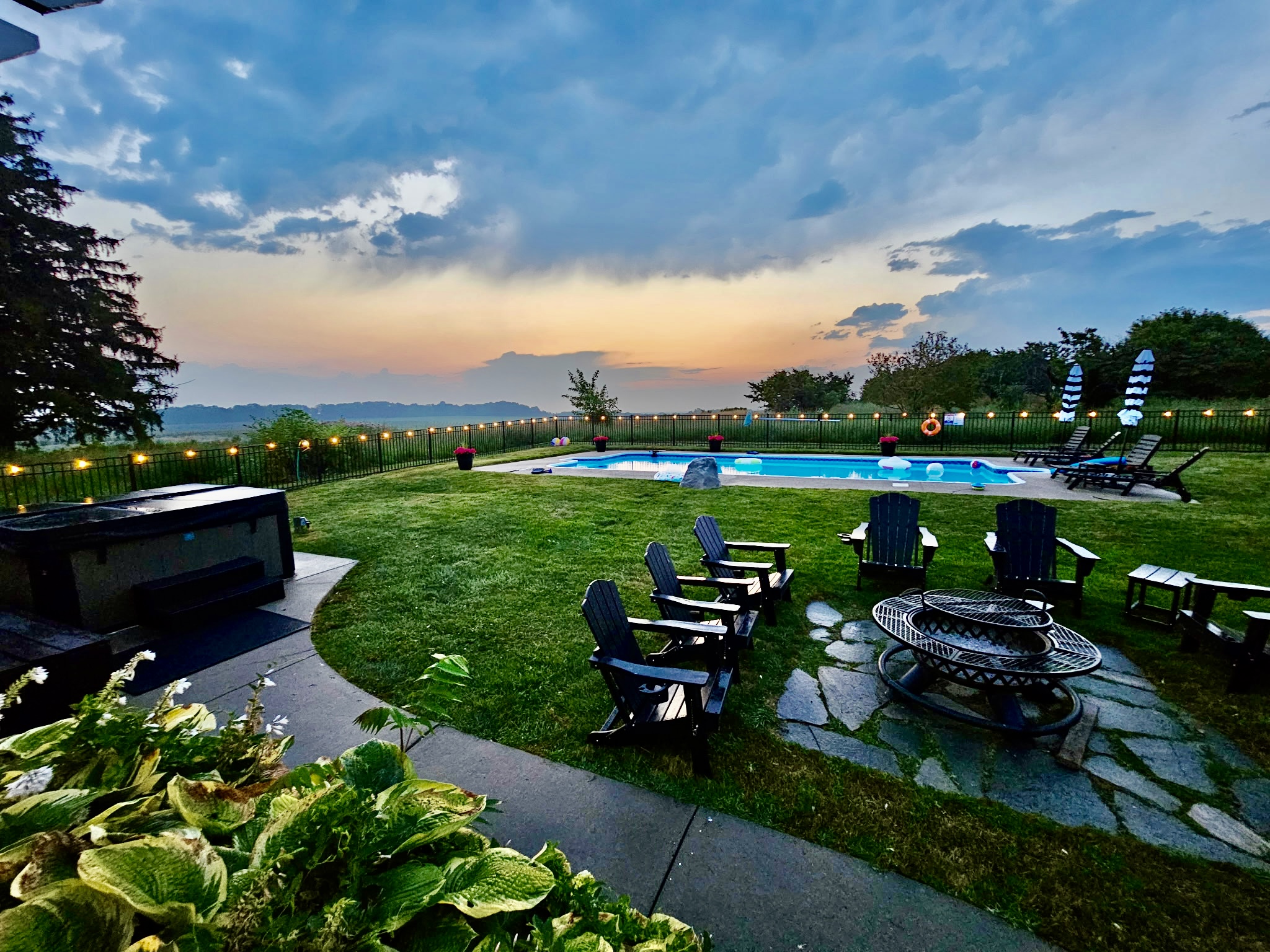 You will love the early morning and evening views with our lights in backyard!