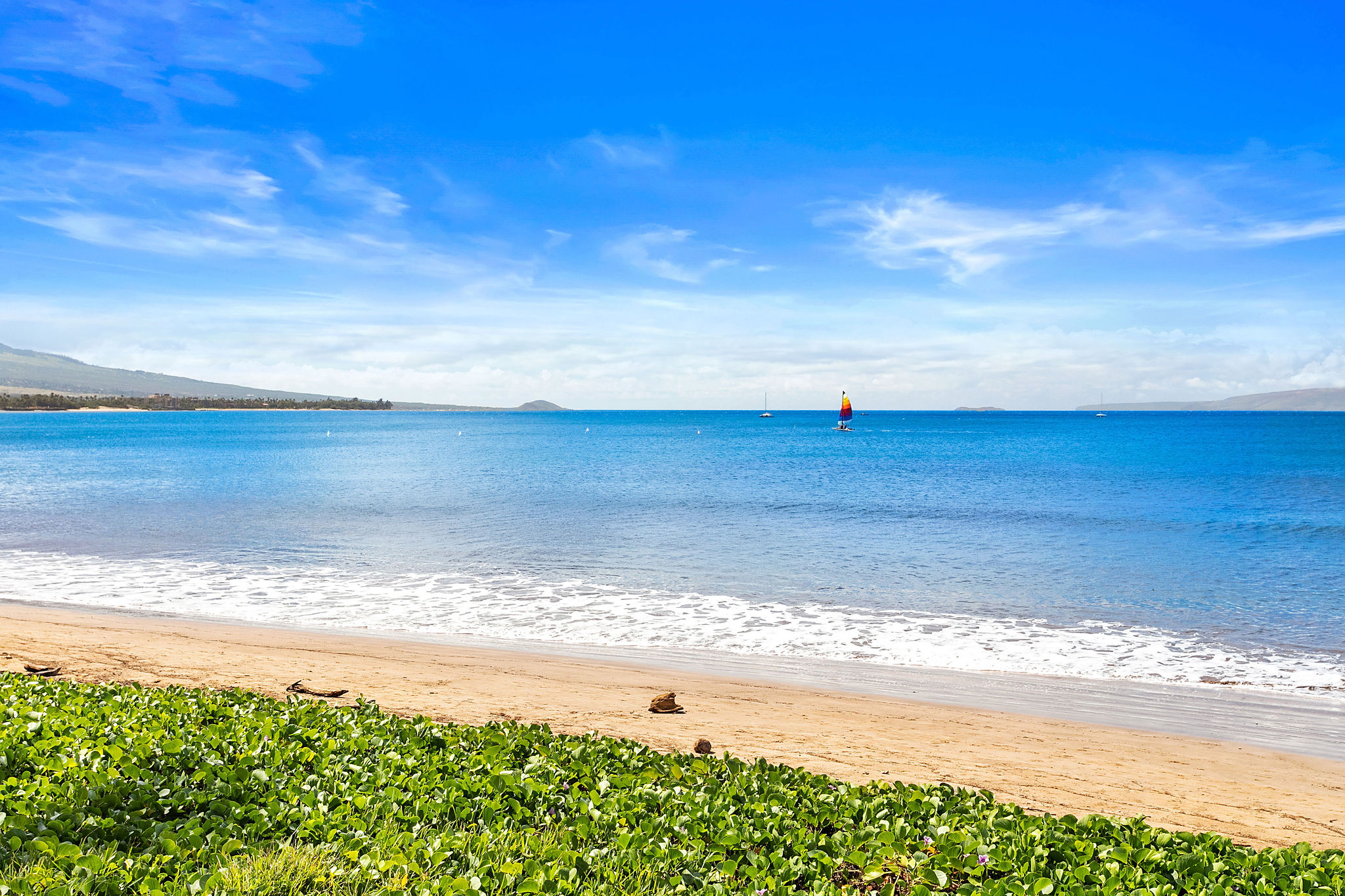 Beautiful Sugar Beach, a 5 mile walkable beach reaching from North Kihei to Maalaea
