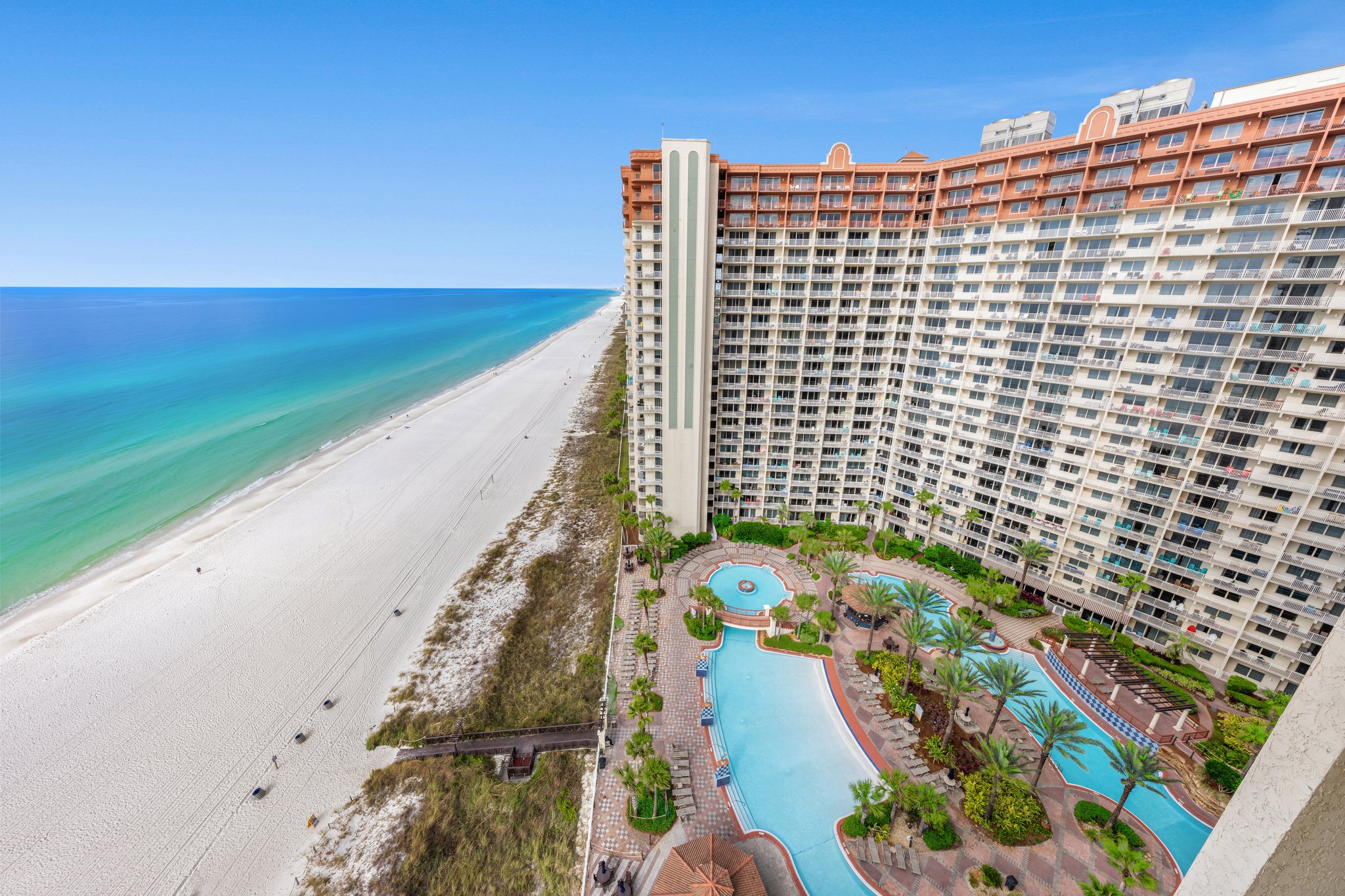 Wrap Balcony Pool View