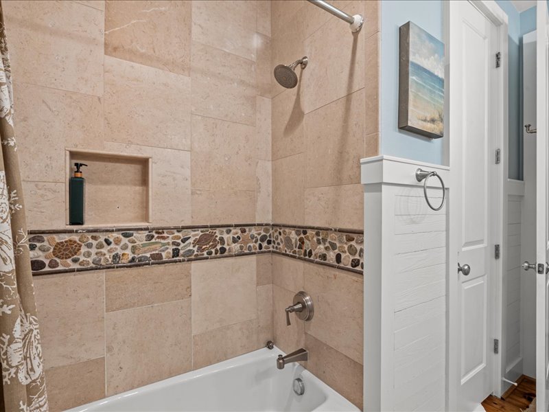 335881d652224480b3da587c5d86080f | Beachhouse | Texas | TX | Vacation Homes | Galveston | Crystal Beach | Kokomo | Breezy Days | Beachfront Elegance | Sunrise Serenity | Southern Sands Property Management, LLC