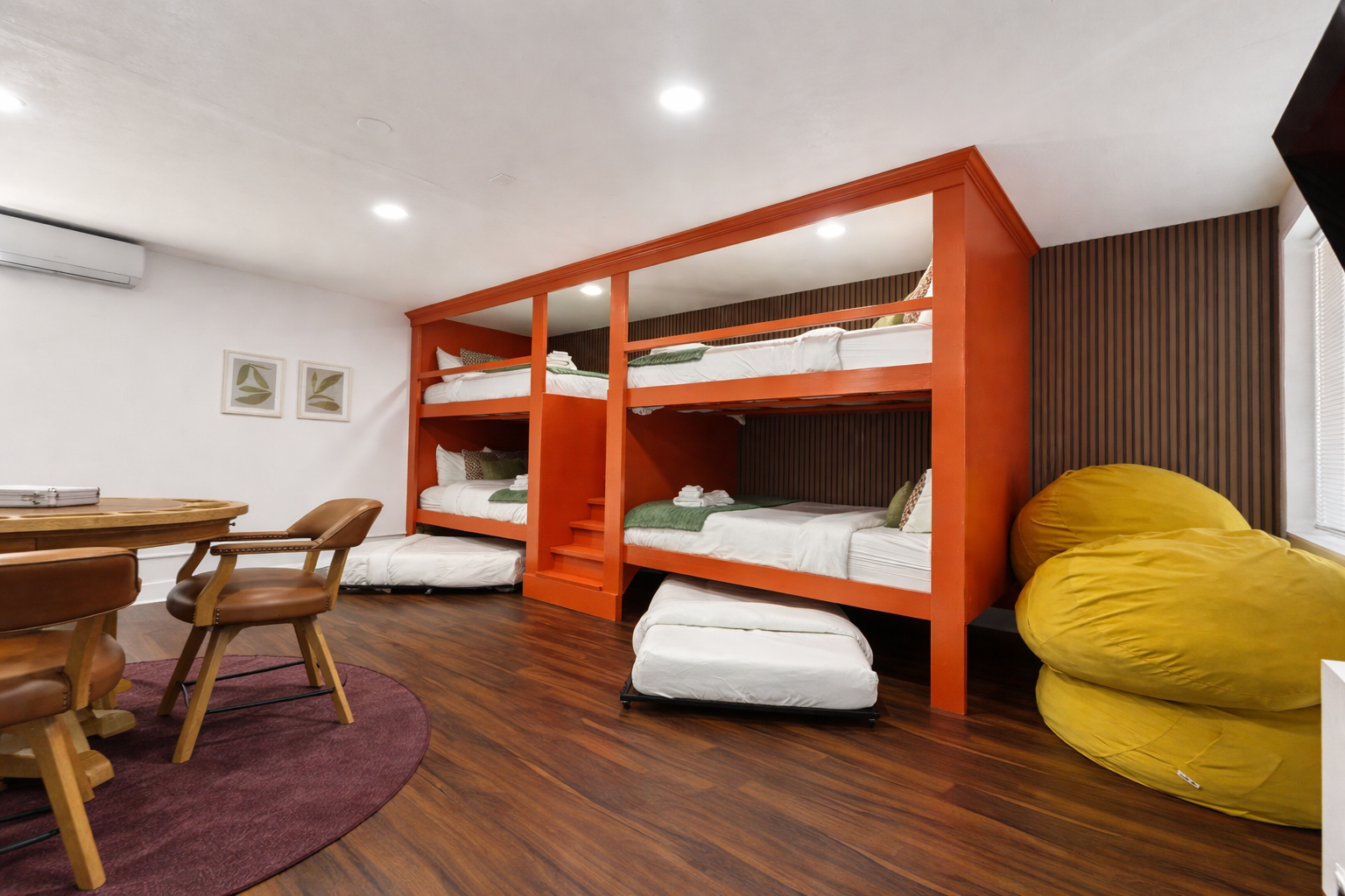 Bunk Room – 4 Double Beds, 2 Twin beds, Game Table, Pop-A-Shot, Large Smart TV