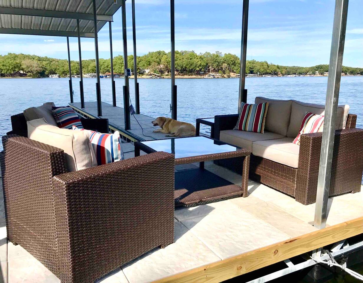 Lounge areas on the dock provide a nice shaded retreat to watch boats and wild life. 