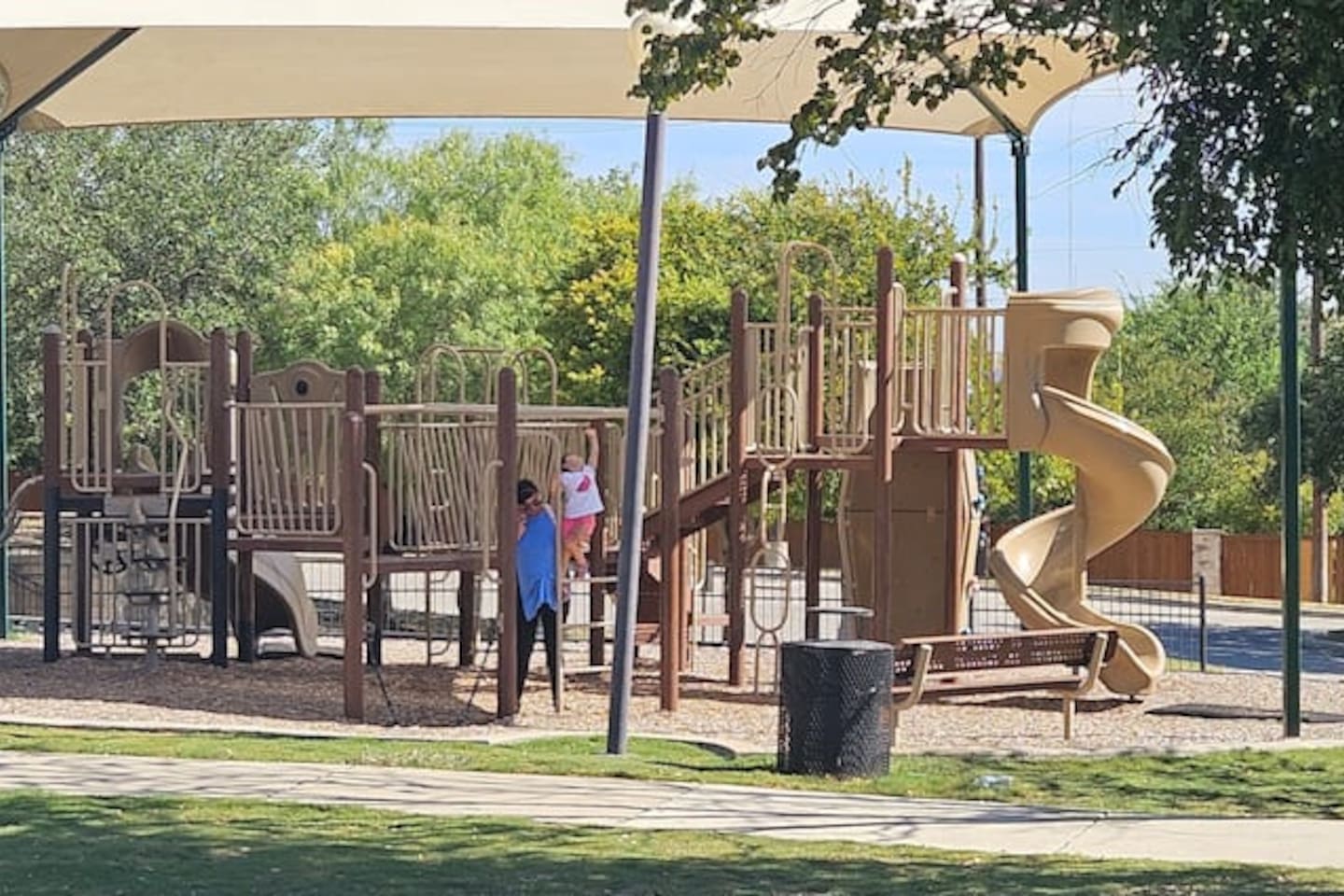 Walk to the community pool, children’s playground, and basketball court for daily fun without leaving the subdivision.