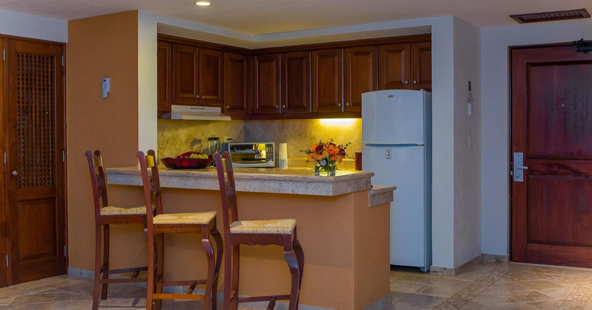 Owner Master Suite at Playa Grande, Vacation Travel Exclusives