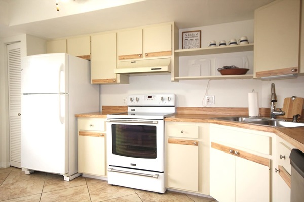 Full Kitchen