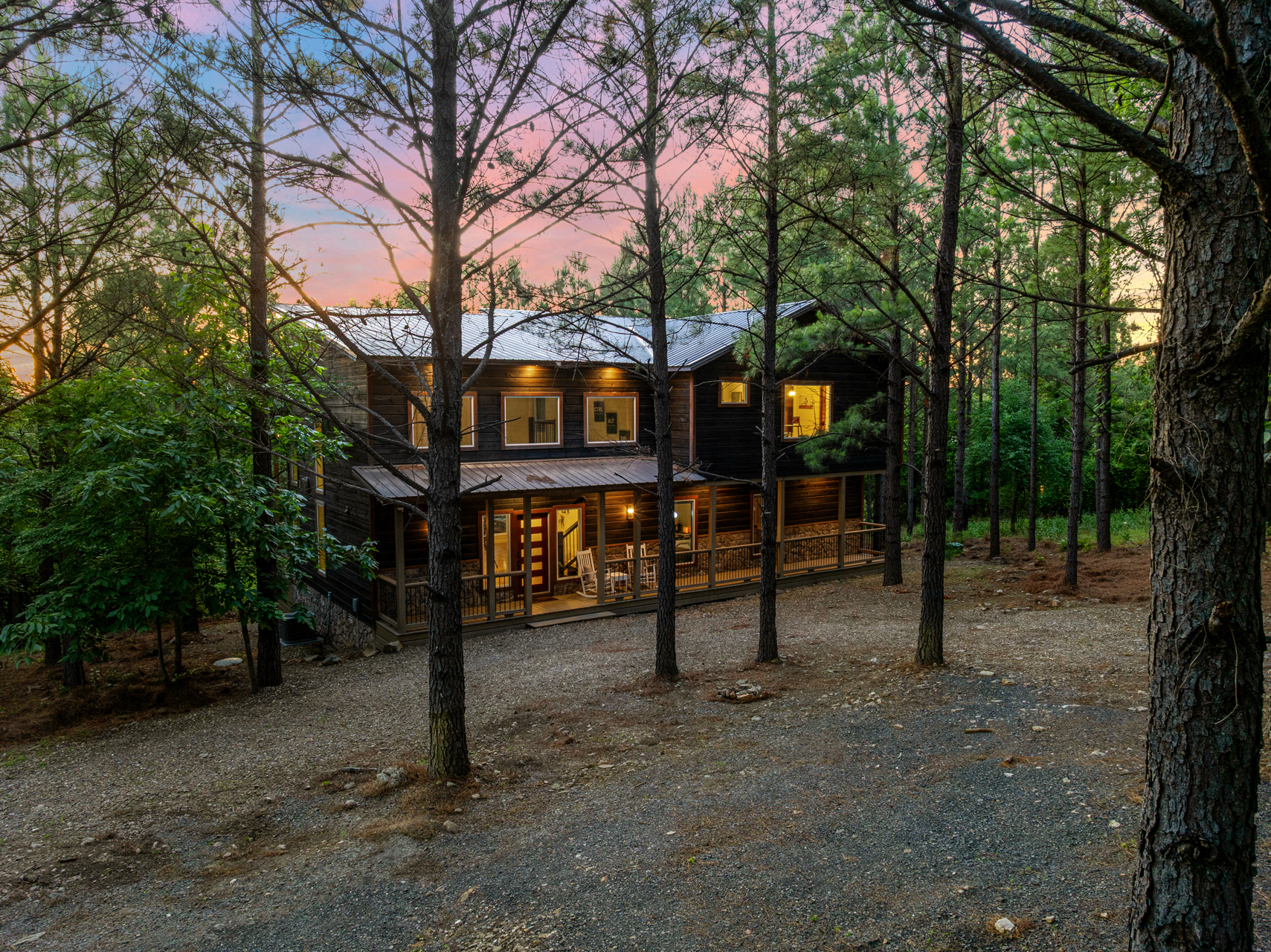 A scenic drive leading to the cabin, setting the tone for a quiet escape and nature-filled getaway. 🚗✨