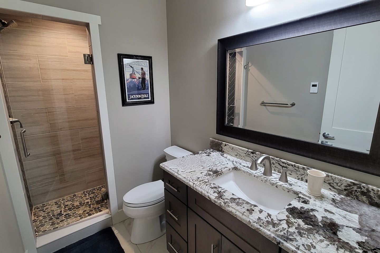 Guest Bathroom 2