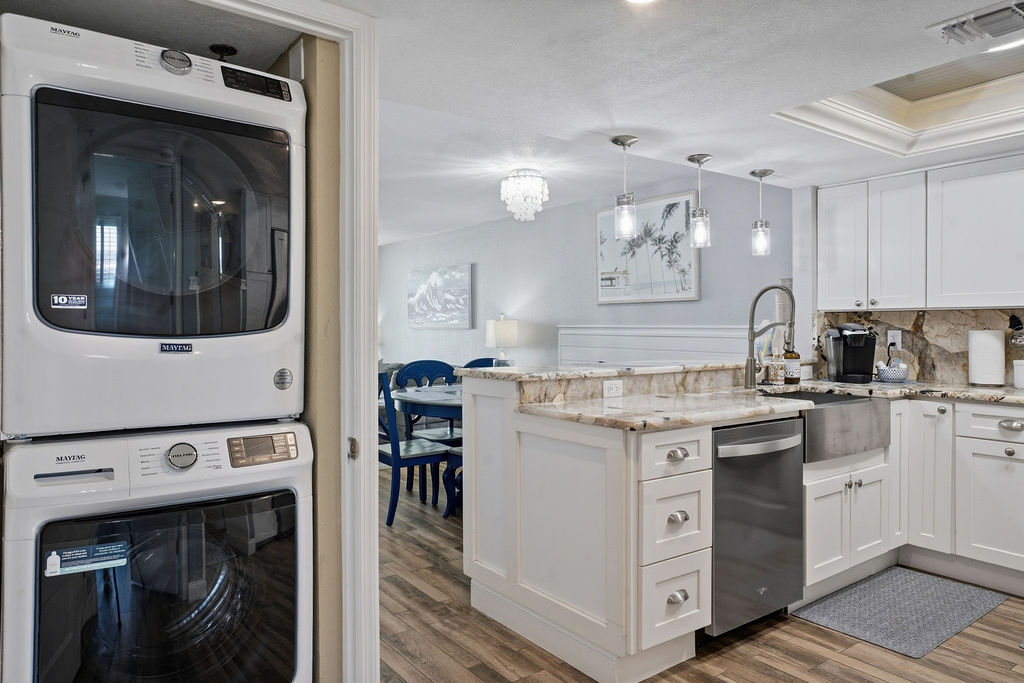 A fully equipped kitchen and in-unit washer and dryer for added comfort and convenience during your stay.