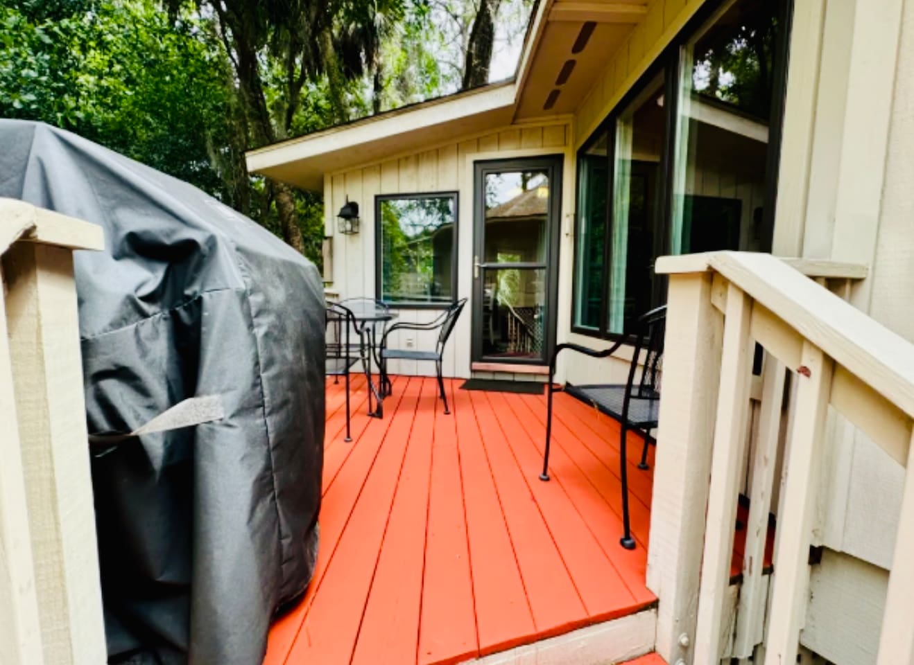 Deck with outdoor grill